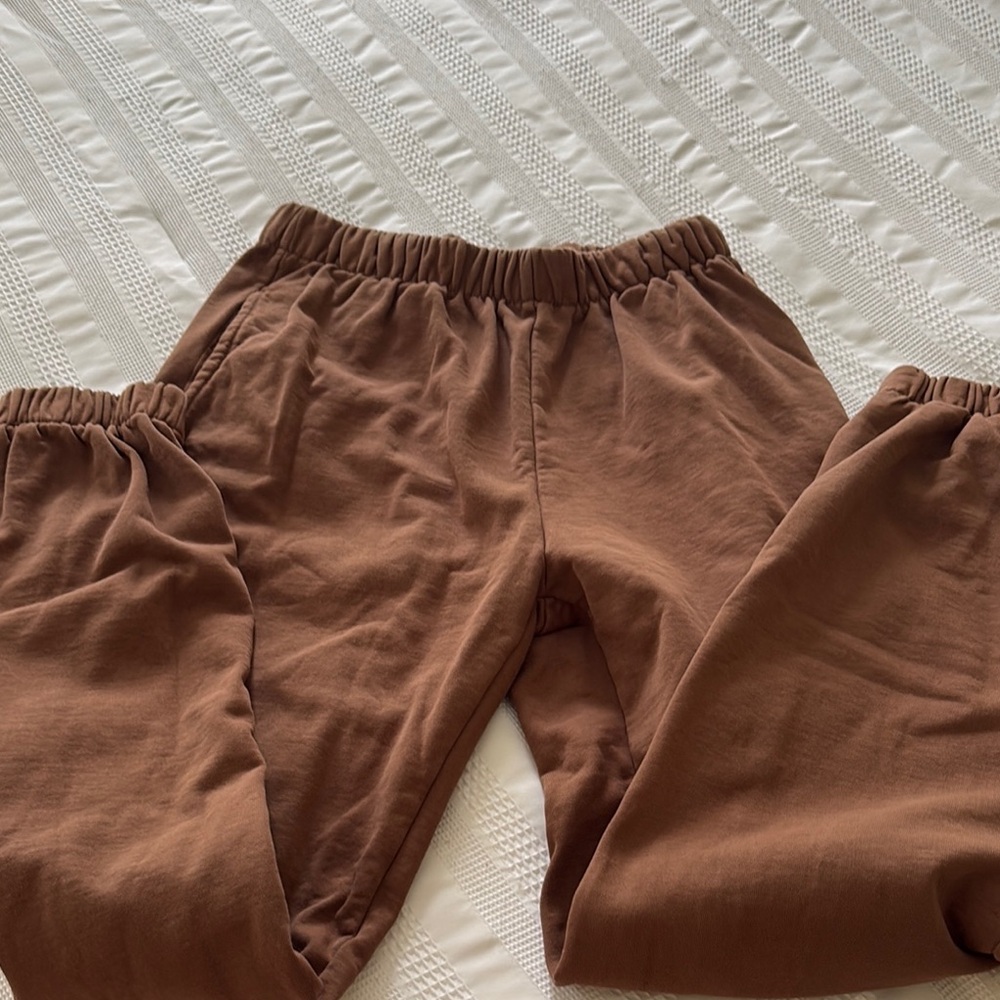 Brandy Melville Brown Sweatpants Relaxed Fit Joggers